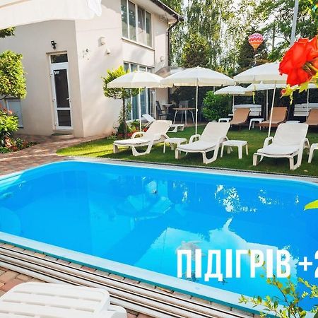 Guest House Butterfly Wing Odessa Dış mekan fotoğraf