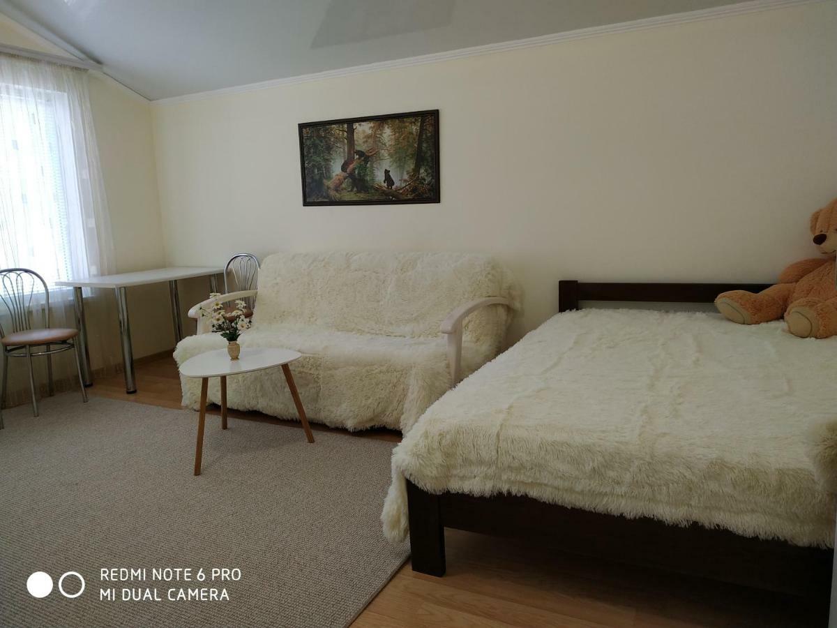 Guest House Butterfly Wing Odessa Dış mekan fotoğraf