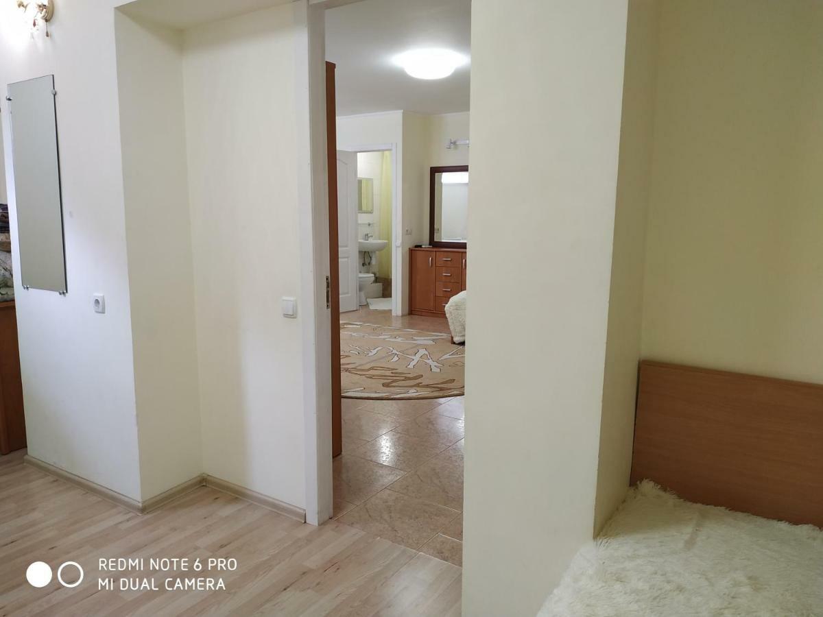 Guest House Butterfly Wing Odessa Dış mekan fotoğraf