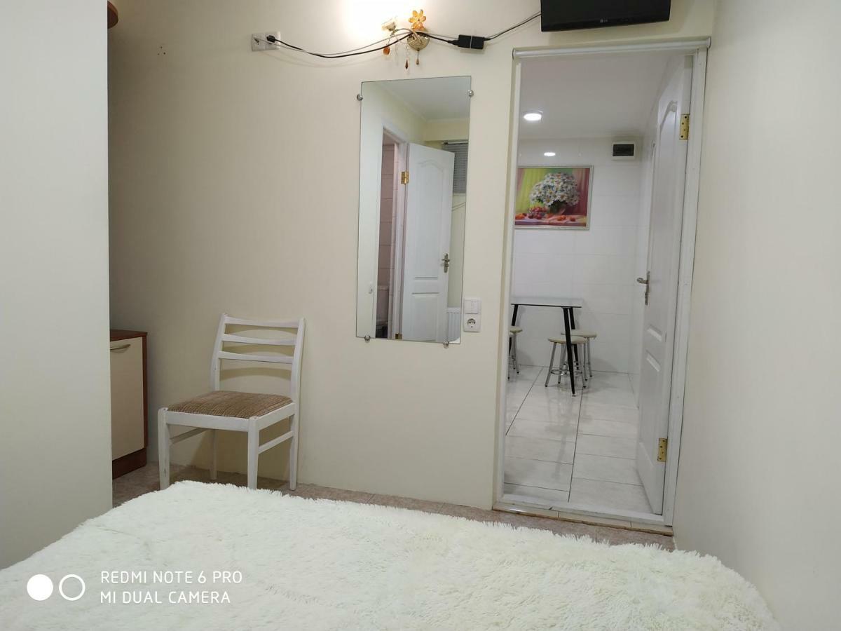 Guest House Butterfly Wing Odessa Dış mekan fotoğraf