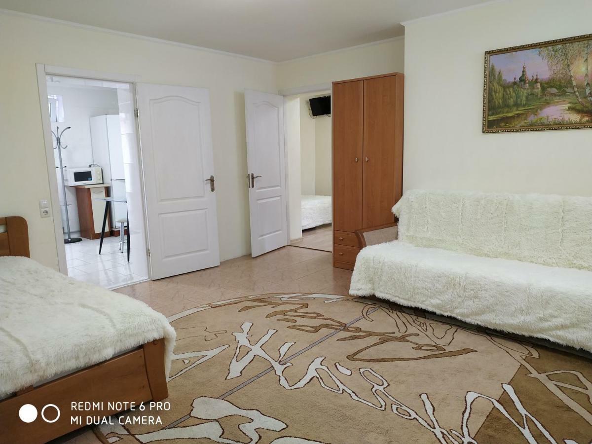 Guest House Butterfly Wing Odessa Dış mekan fotoğraf