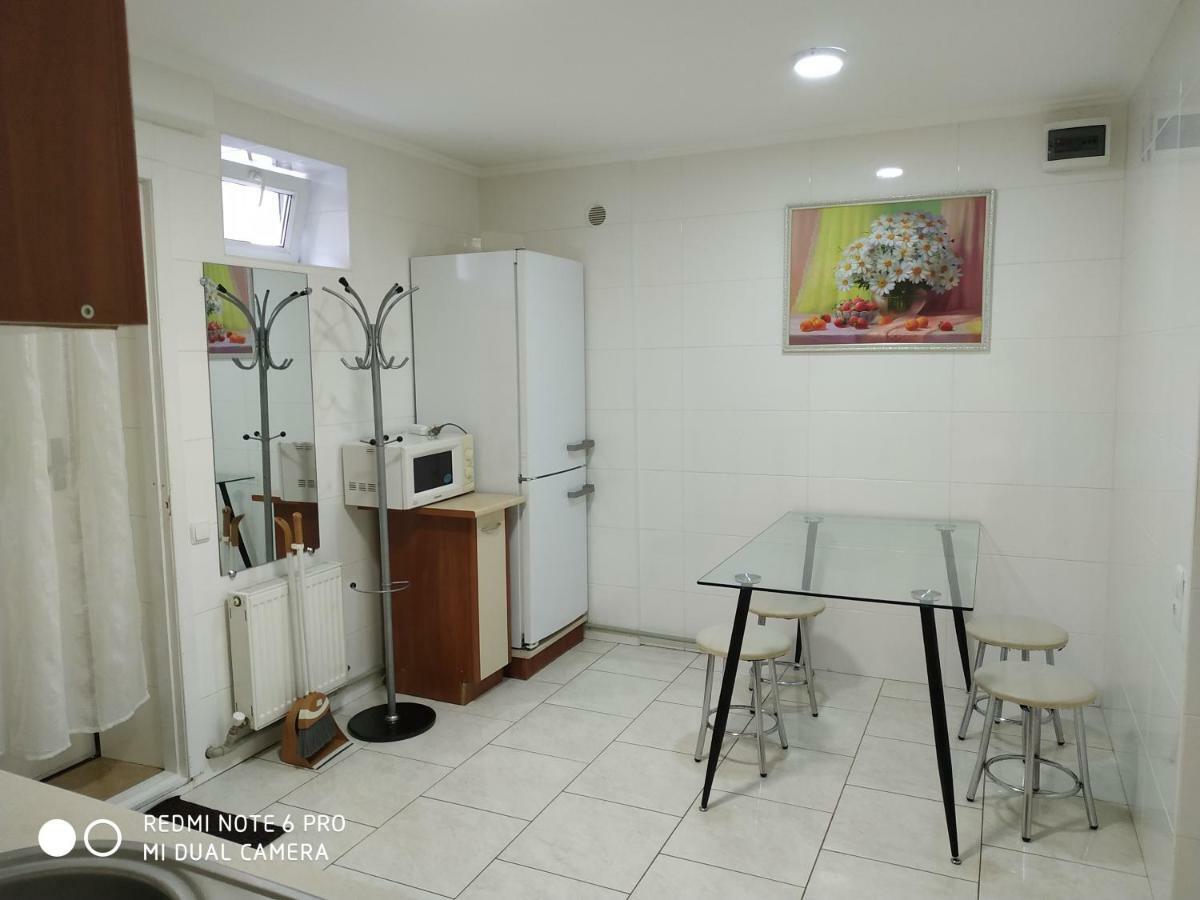Guest House Butterfly Wing Odessa Dış mekan fotoğraf